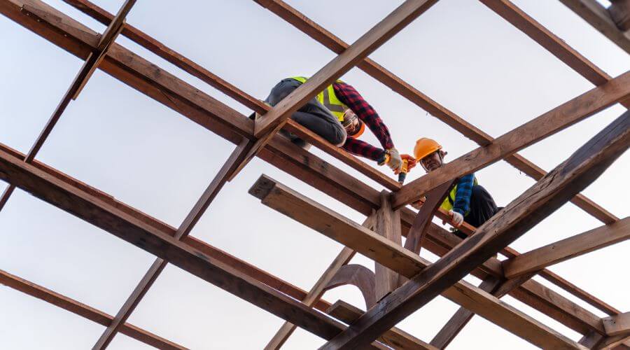Expert top industrial roofings services in Ellwood City, PA
